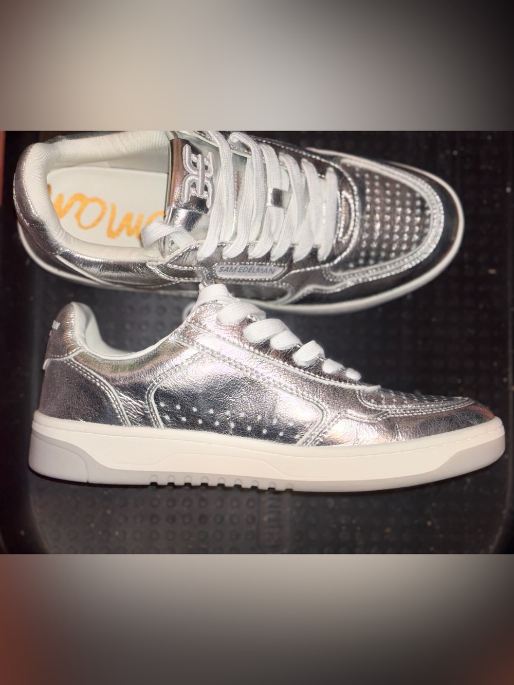NWOB Sz 8.5 Women’s Silver Sam Edelman Sneakers